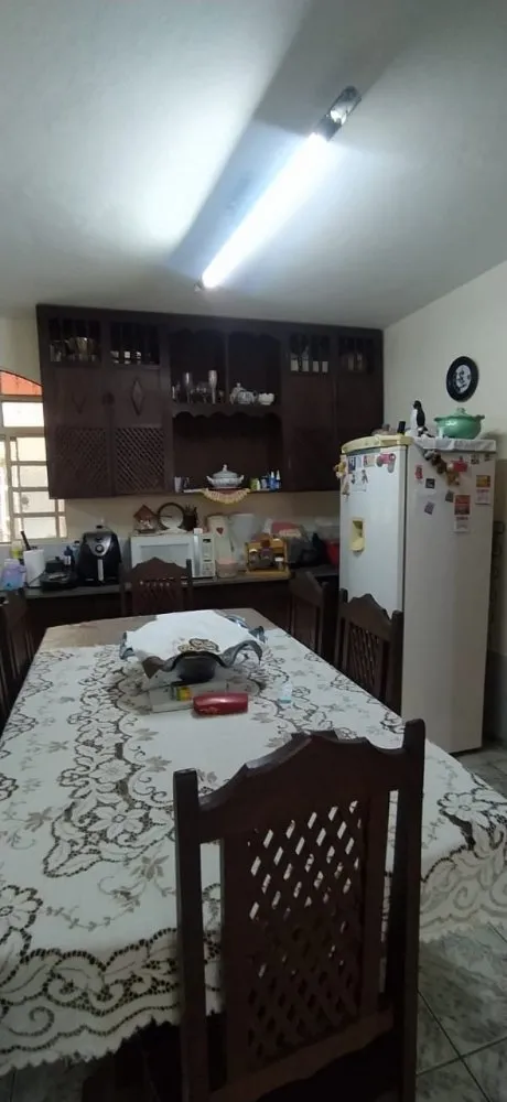 Casa, 3 quartos, 160 m² - Foto 2