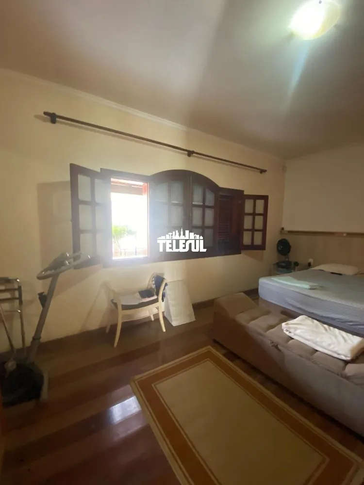 Casa, 3 quartos, 288 m² - Foto 7