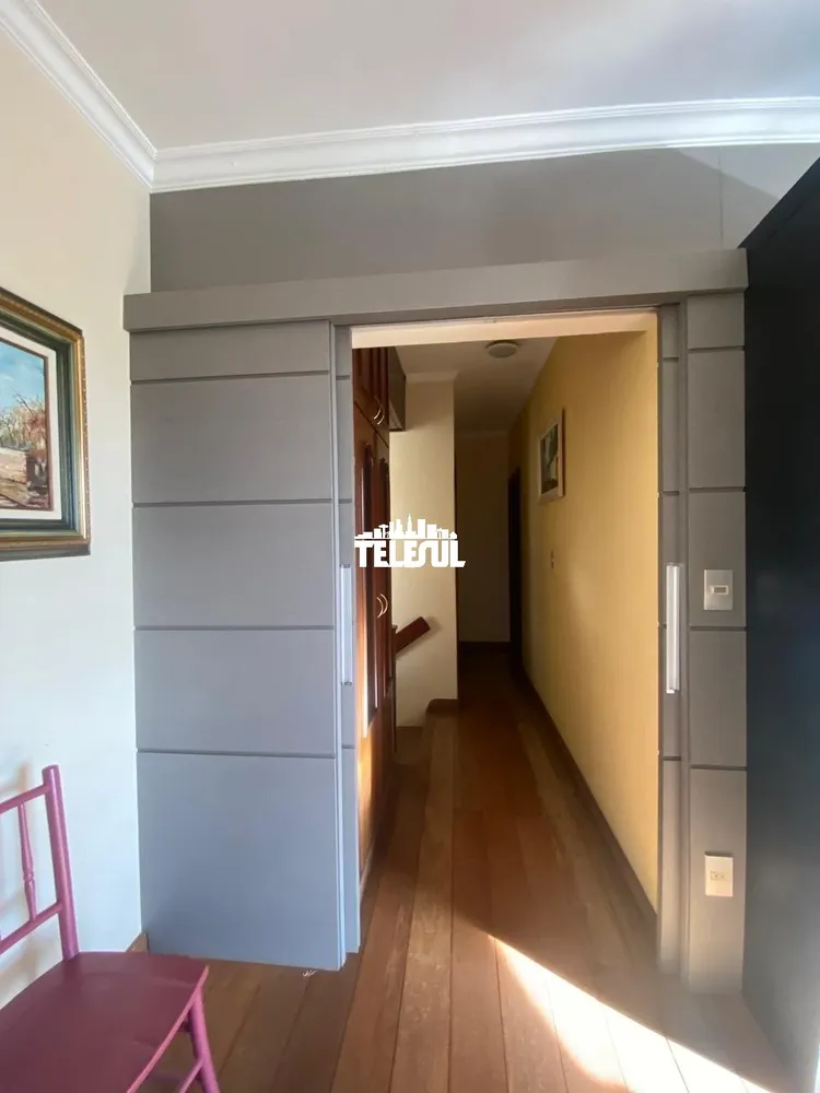 Casa, 3 quartos, 288 m² - Foto 11