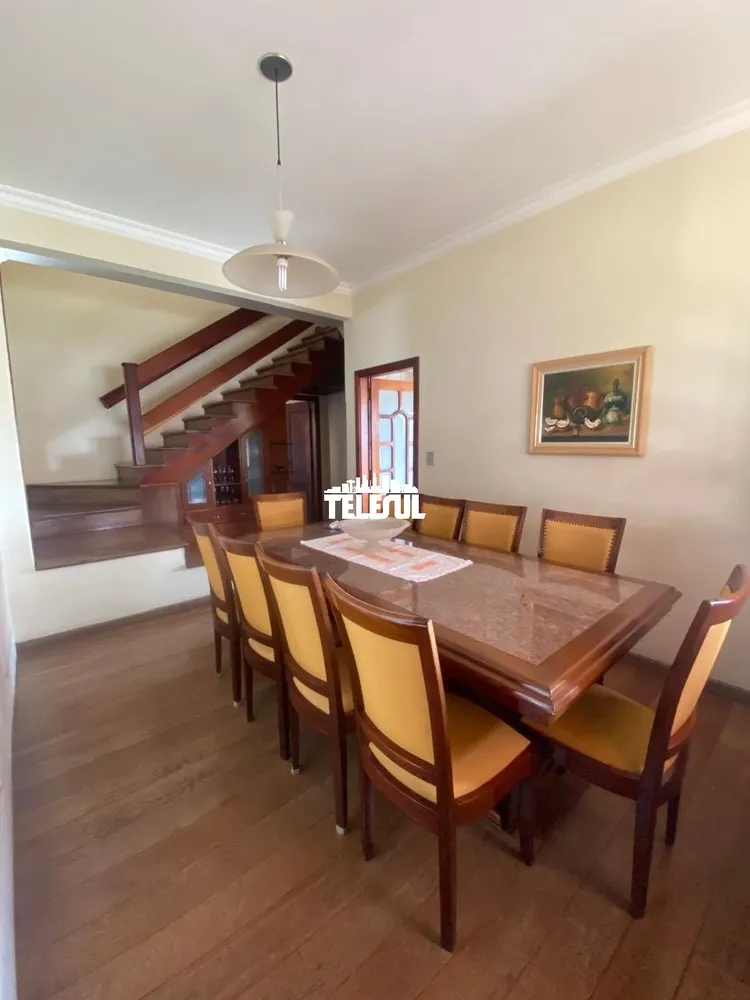 Casa, 3 quartos, 288 m² - Foto 2
