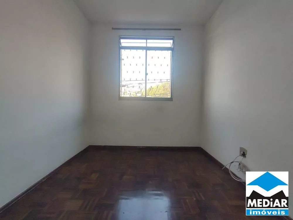 Apartamento para alugar com 3 quartos, 70m² - Foto 13