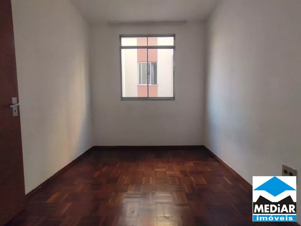 Apartamento para alugar com 3 quartos, 70m² - Foto 11