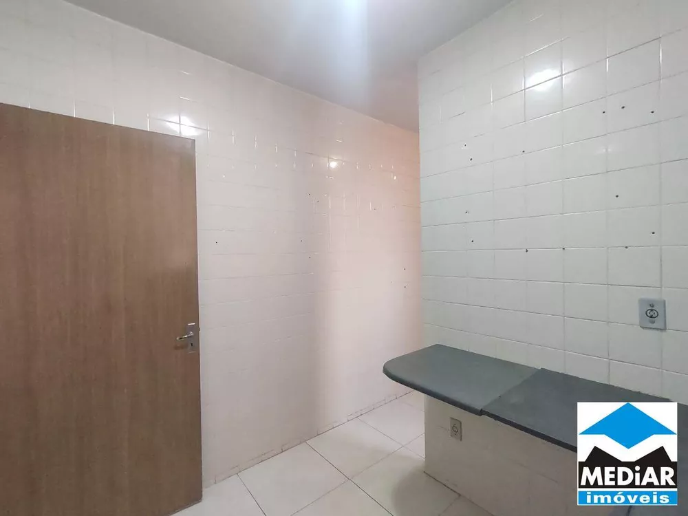 Apartamento para alugar com 3 quartos, 70m² - Foto 6