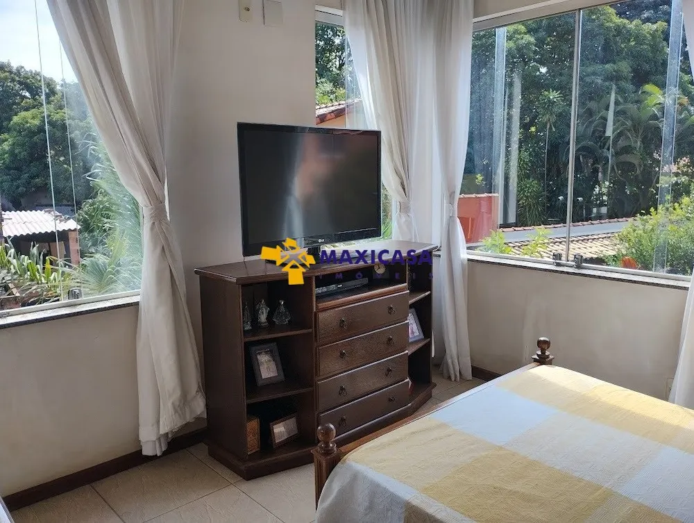 Casa, 4 quartos, 360 m² - Foto 11