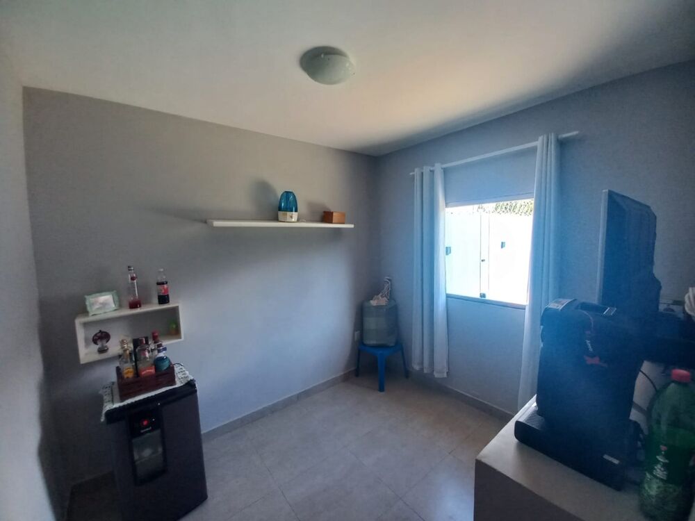 Casa à venda com 4 quartos, 150m² - Foto 4