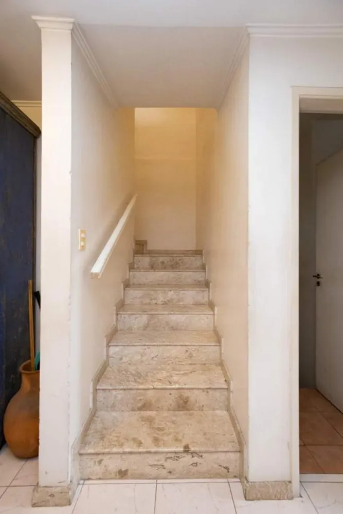 Casa, 5 quartos, 256 m² - Foto 4