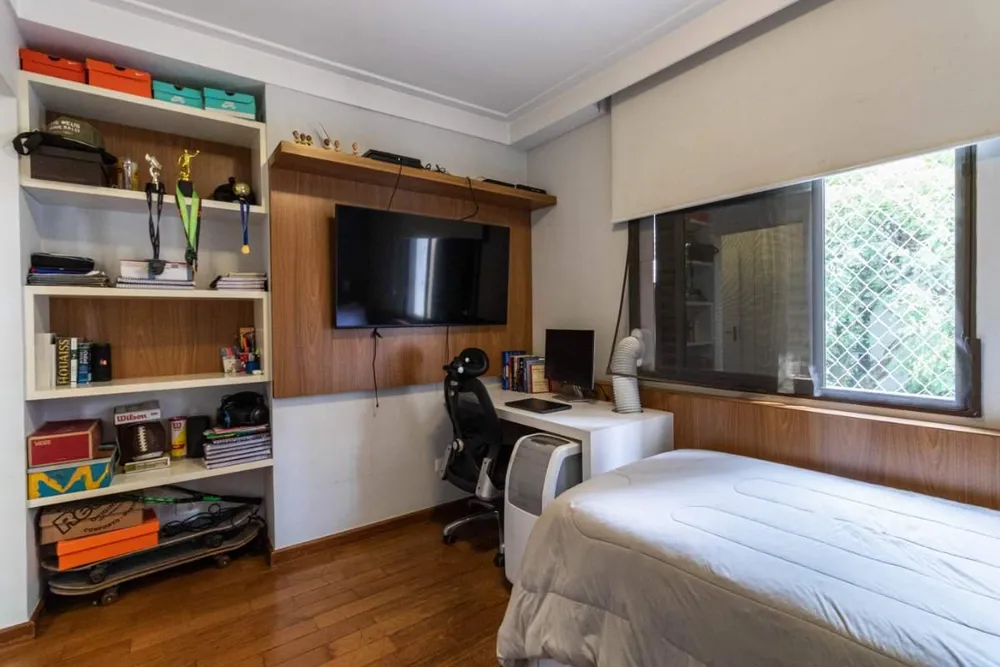Apartamento, 3 quartos, 131 m² - Foto 2