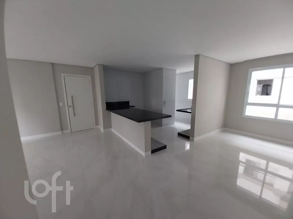 Apartamento à venda com 3 quartos, 116m² - Foto 2