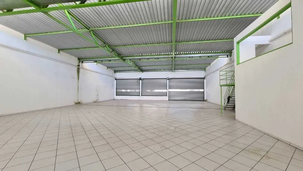 Sítio, 4 quartos, 10000 m² - Foto 7