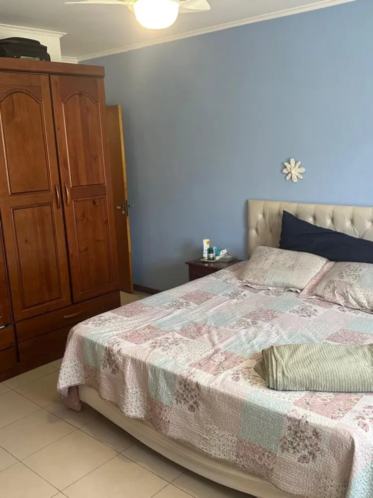 Casa, 3 quartos, 184 m² - Foto 2