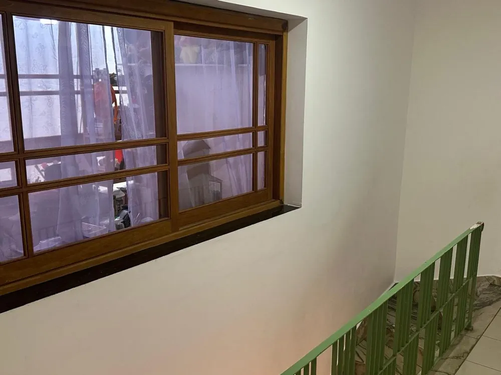 Casa, 3 quartos, 184 m² - Foto 1