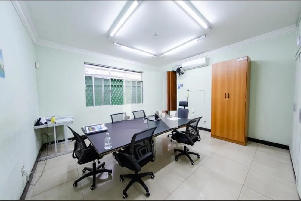 Casa, 5 quartos, 200 m² - Foto 1