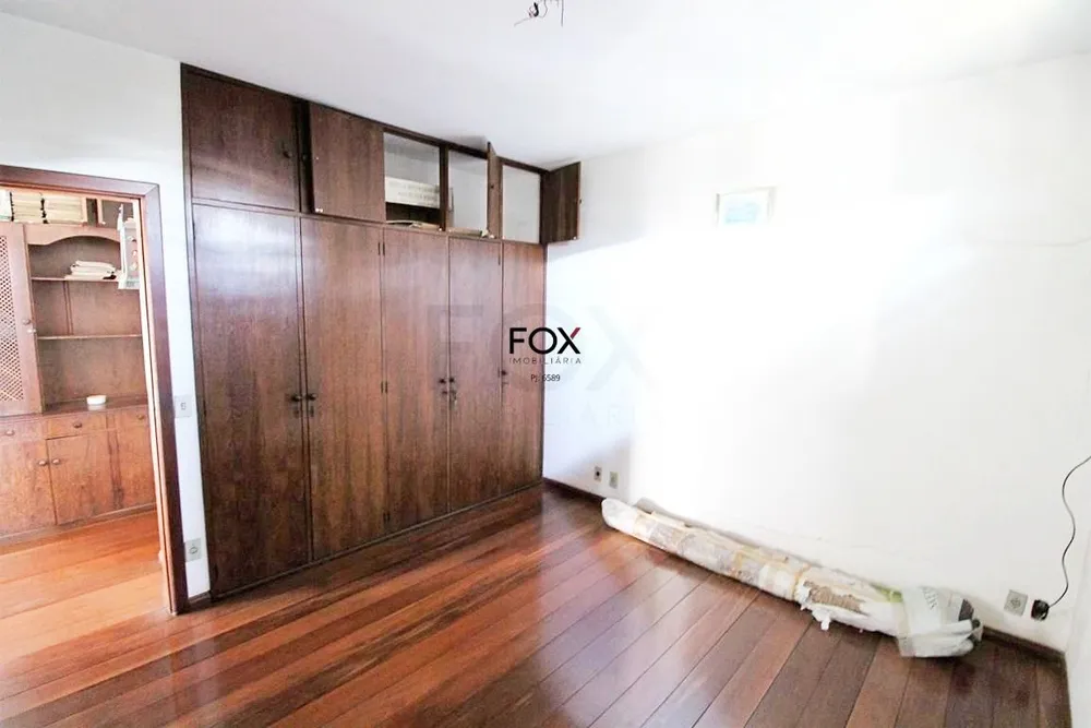 Casa, 4 quartos, 330 m² - Foto 4