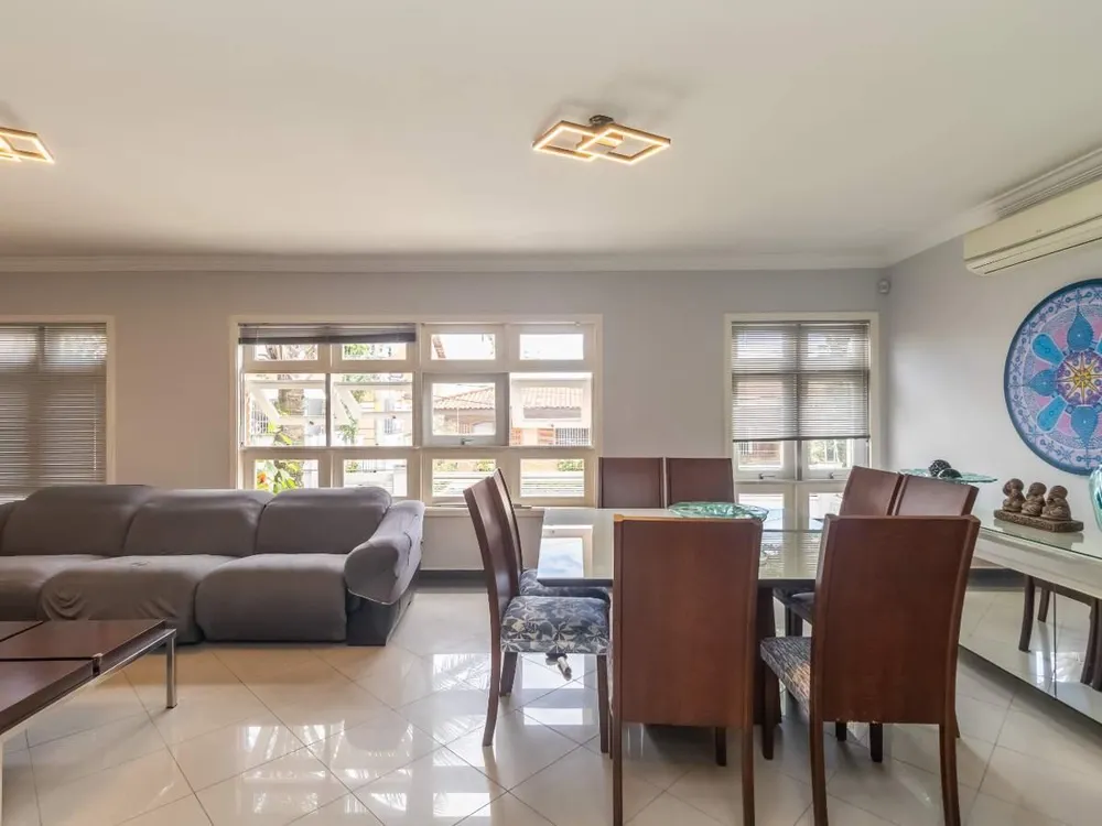 Casa, 3 quartos, 250 m² - Foto 1