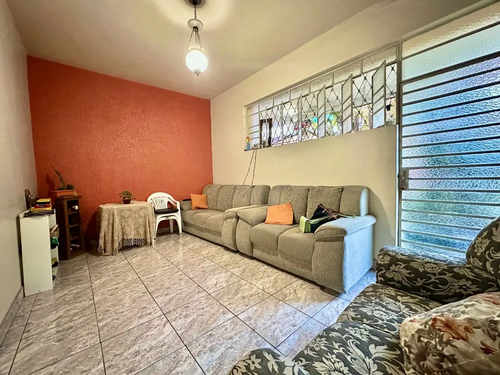 Casa, 3 quartos, 200 m² - Foto 1