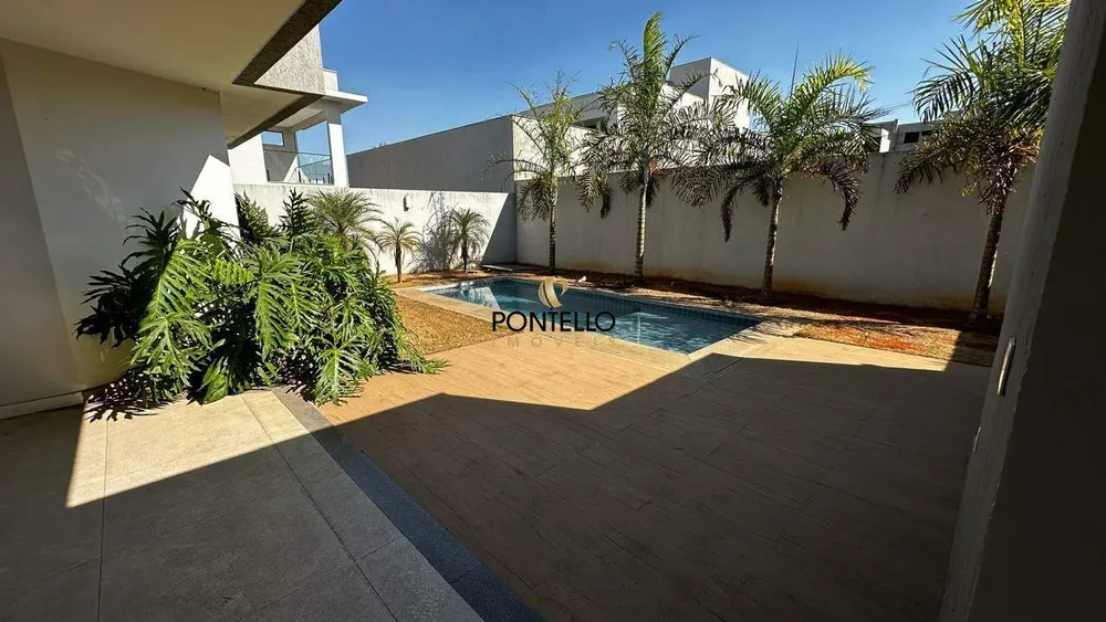 Casa, 3 quartos, 207 m² - Foto 1