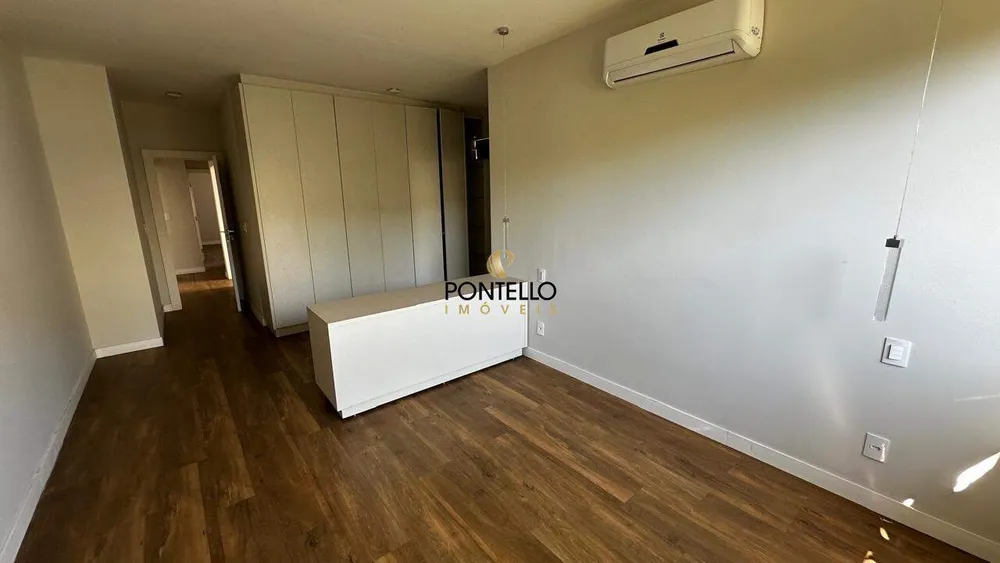 Casa, 3 quartos, 207 m² - Foto 4