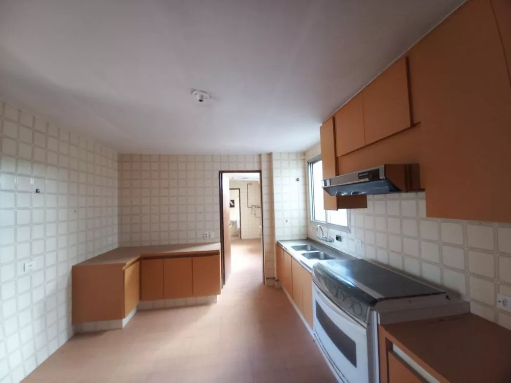Apartamento à venda com 3 quartos, 146m² - Foto 5