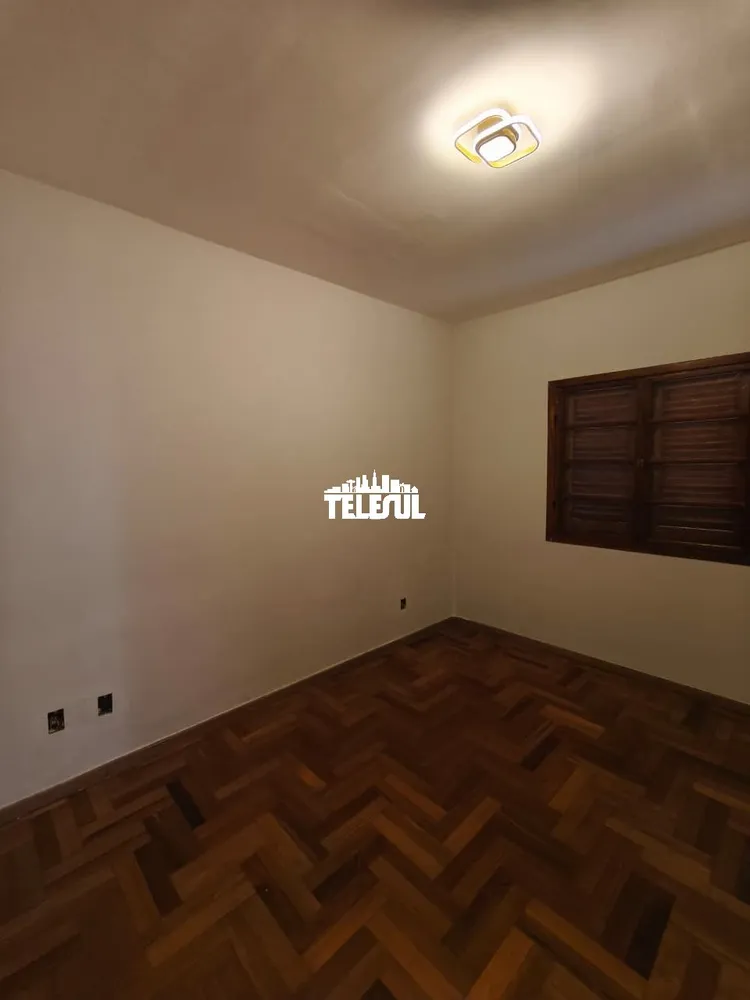 Casa, 3 quartos, 175 m² - Foto 3