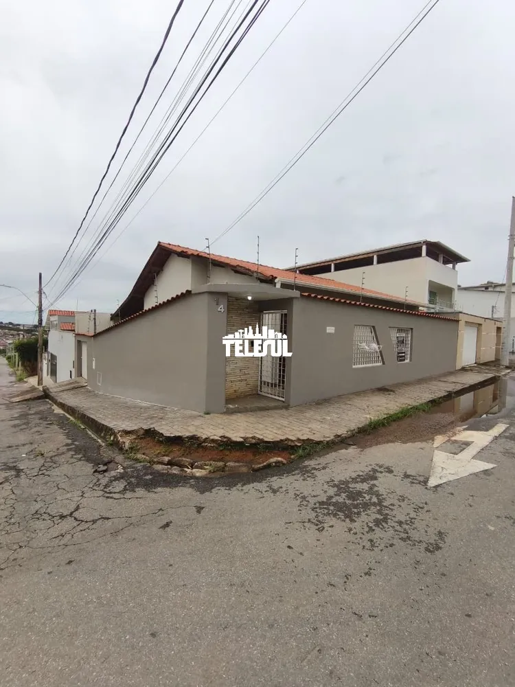 Casa, 3 quartos, 175 m² - Foto 1