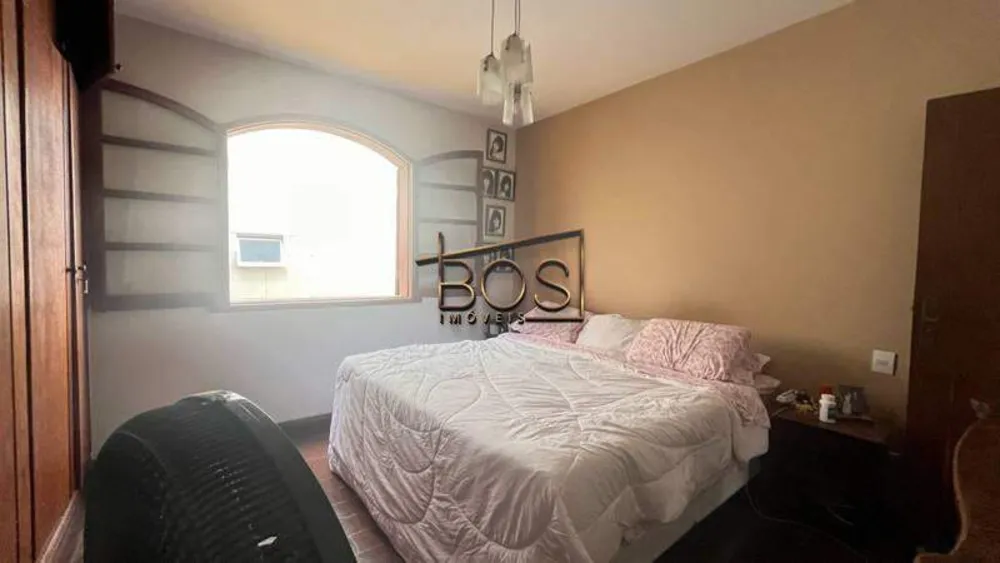 Casa, 4 quartos, 265 m² - Foto 12