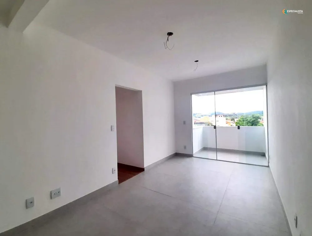 Apartamento, 3 quartos, 81 m² - Foto 2