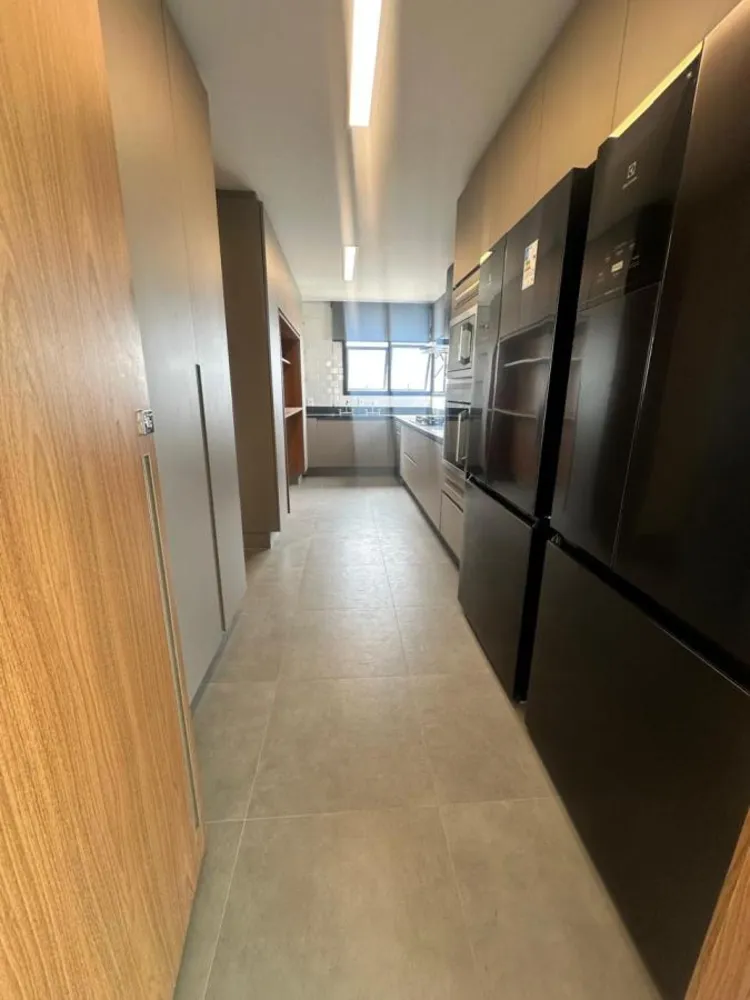 Apartamento, 3 quartos, 350 m² - Foto 1