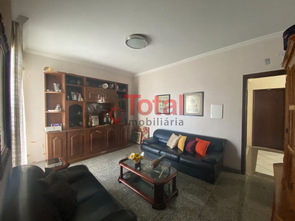 Apartamento à venda com 3 quartos, 149m² - Foto 1
