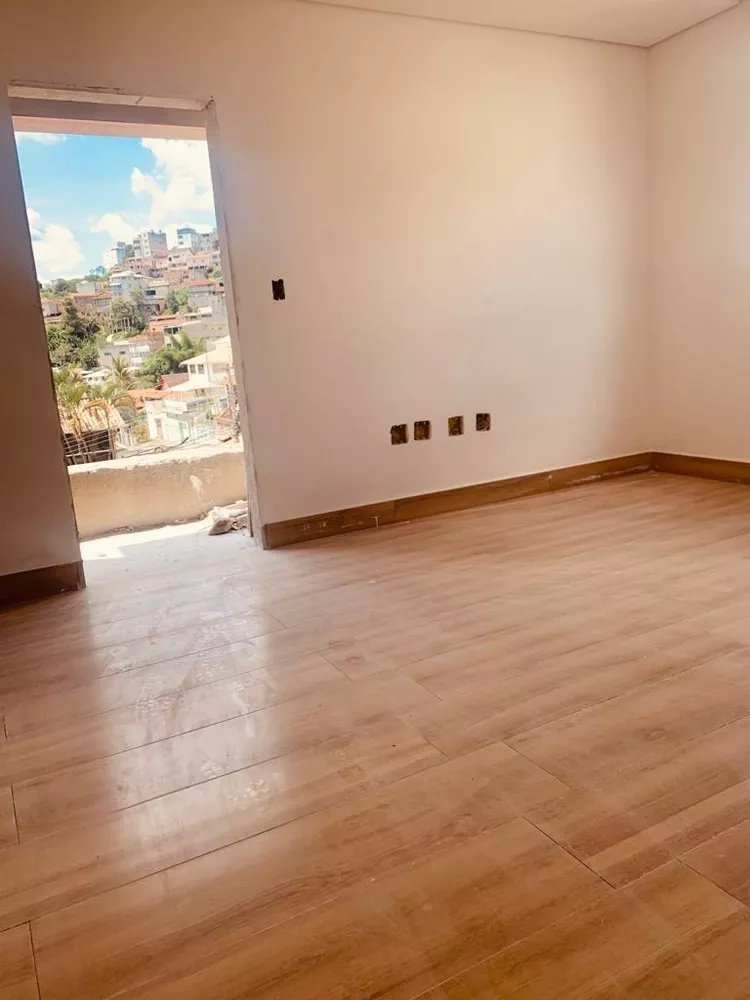 Apartamento à venda com 3 quartos, 135m² - Foto 8