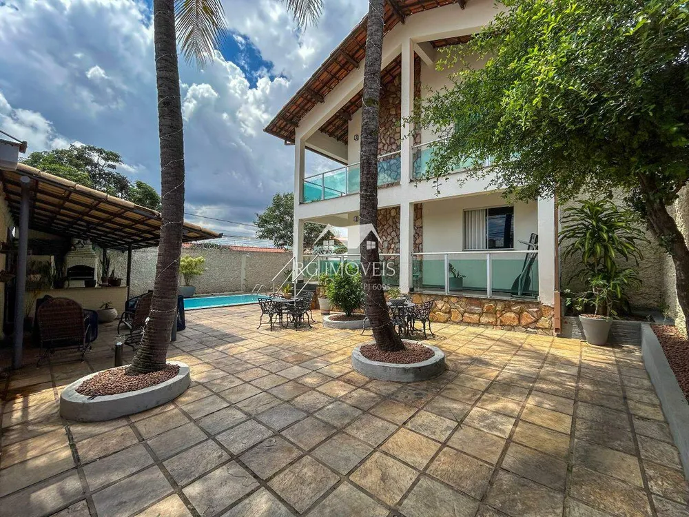 Casa, 4 quartos, 363 m² - Foto 2