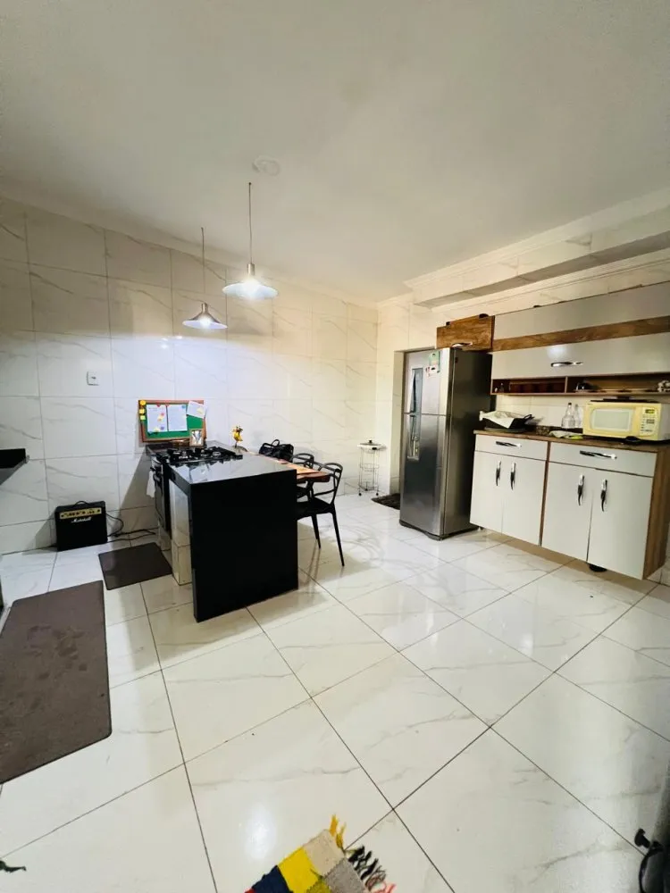 Casa, 3 quartos, 250 m² - Foto 4