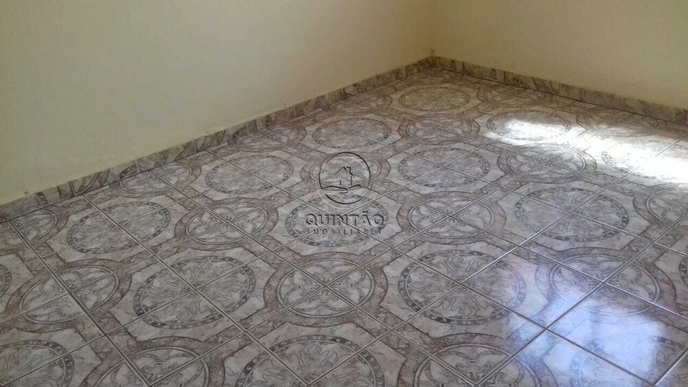Casa à venda com 2 quartos, 322m² - Foto 1