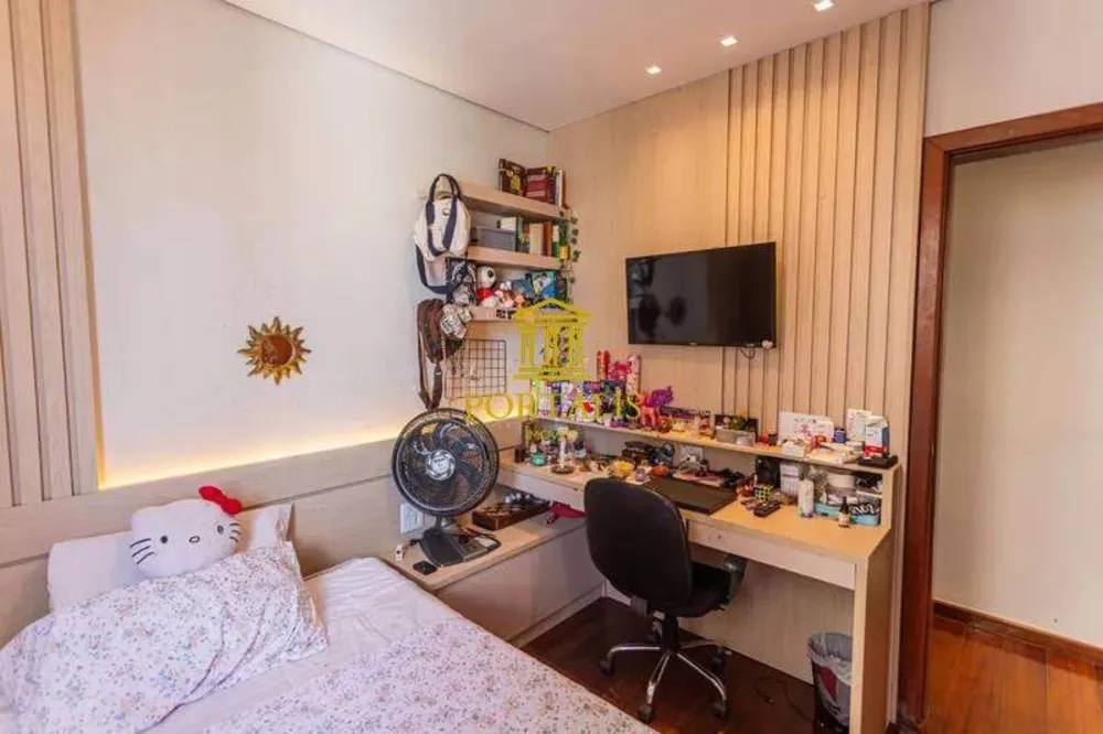 Cobertura, 3 quartos, 210 m² - Foto 12