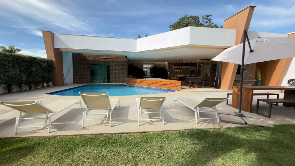 Casa, 4 quartos, 650 m² - Foto 1
