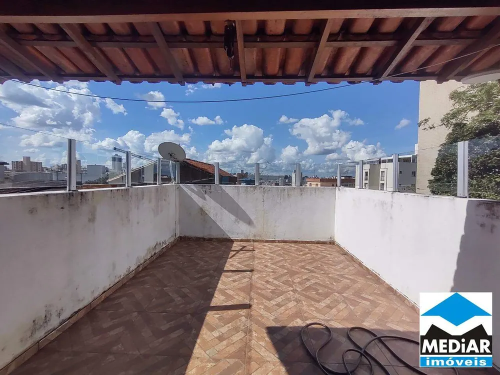 Casa, 5 quartos, 260 m² - Foto 15
