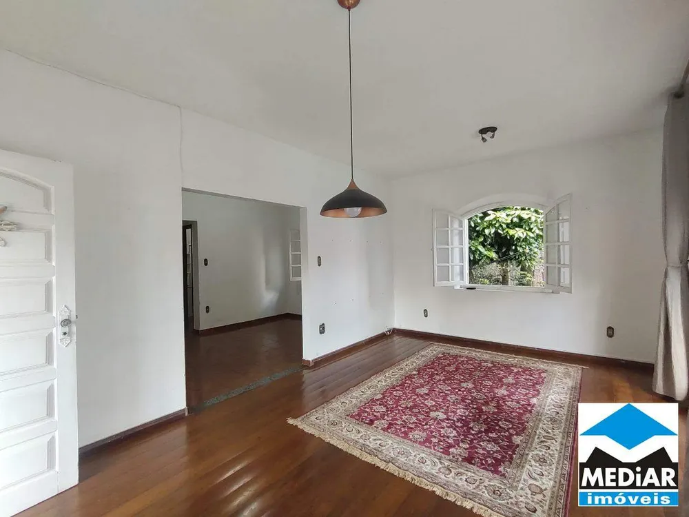 Casa, 5 quartos, 260 m² - Foto 2