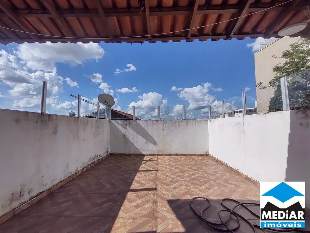 Casa, 5 quartos, 260 m² - Foto 16