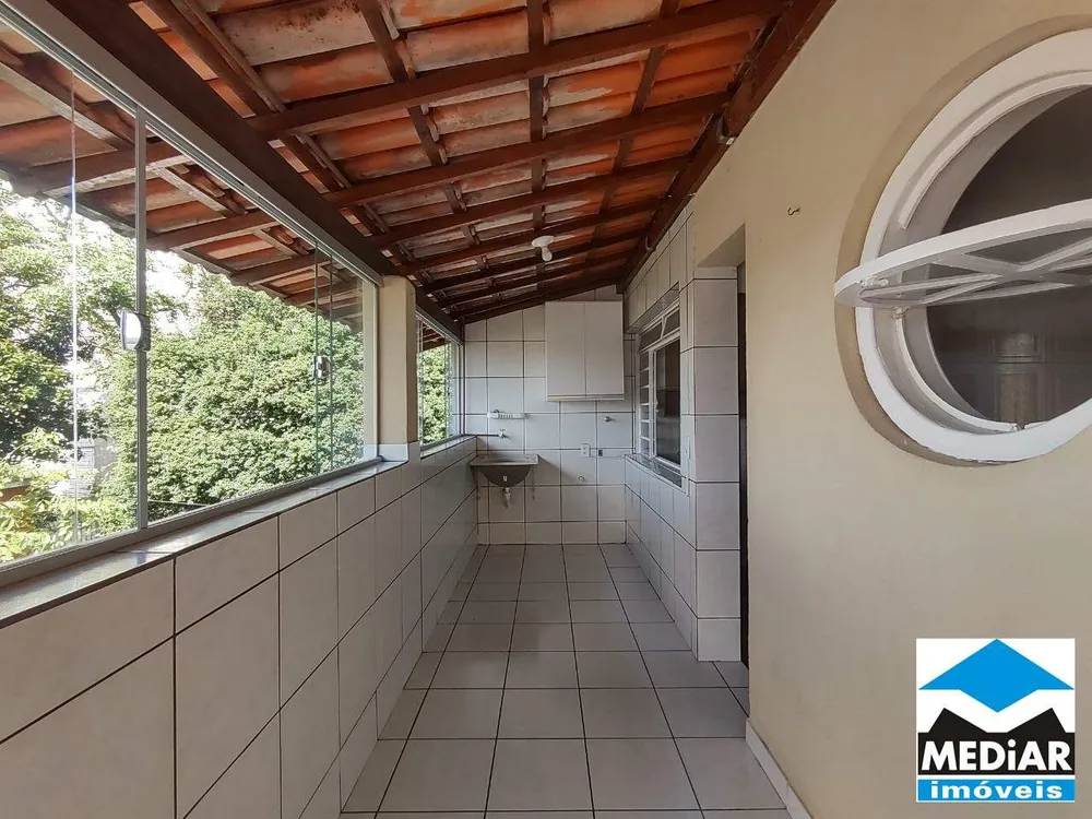 Casa, 5 quartos, 260 m² - Foto 13