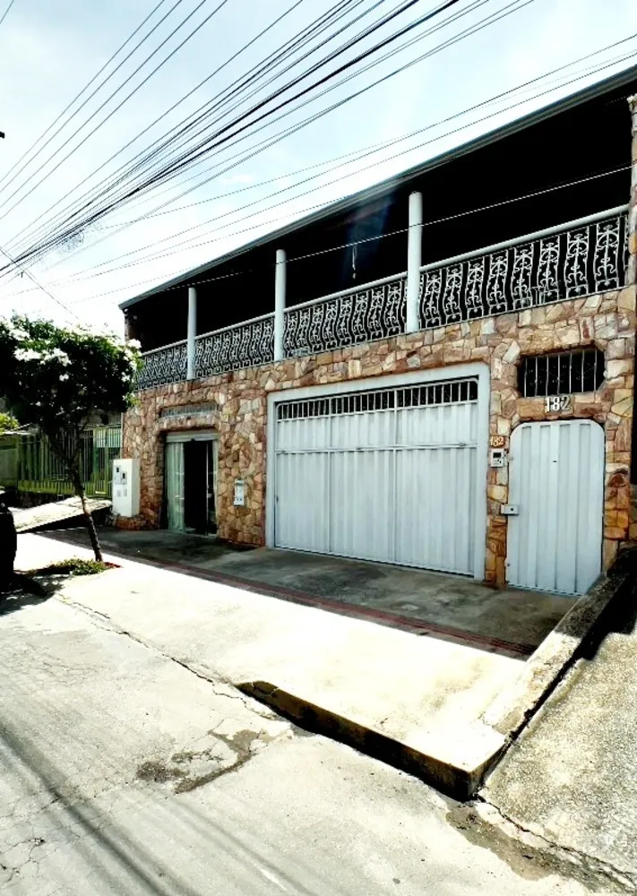 Casa, 4 quartos, 360 m² - Foto 1