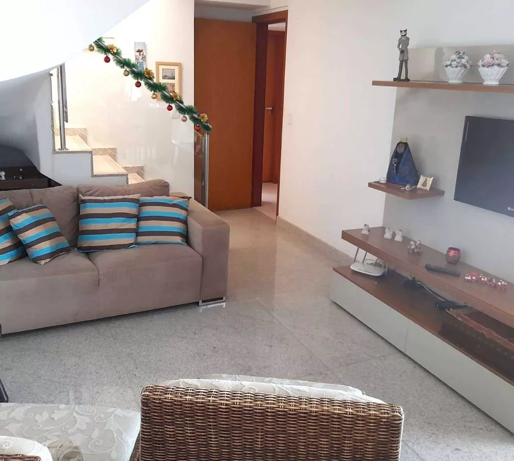 Apartamento à venda com 3 quartos, 265m² - Foto 2