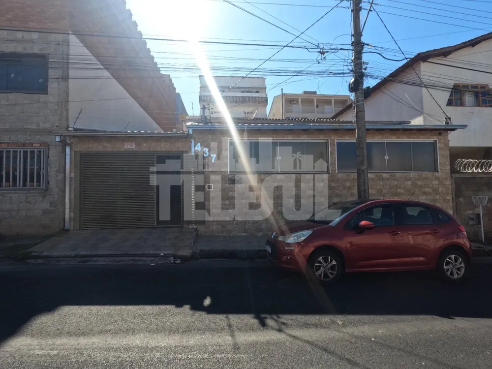 Casa, 3 quartos, 250 m² - Foto 1