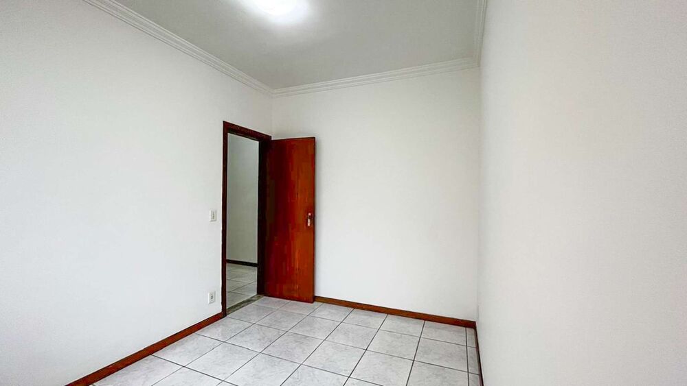 Casa à venda com 3 quartos, 112m² - Foto 5