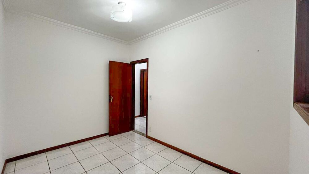 Casa à venda com 3 quartos, 112m² - Foto 6
