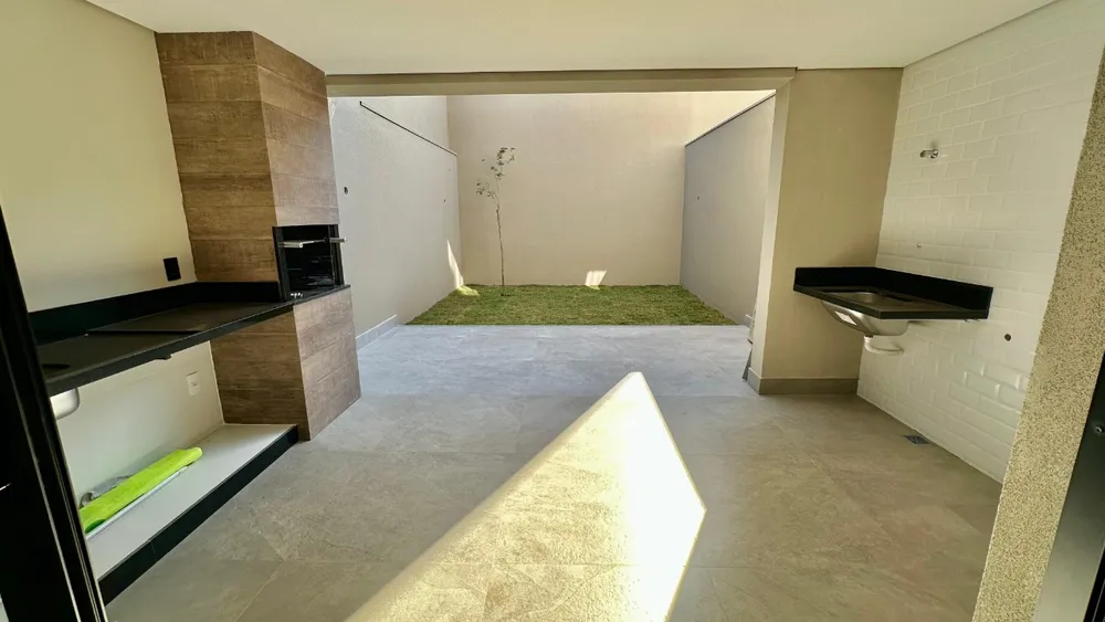 Casa, 4 quartos, 160 m² - Foto 1