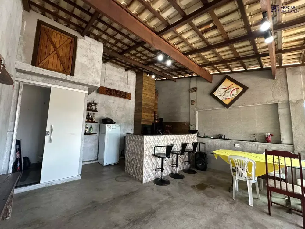 Casa, 3 quartos, 180 m² - Foto 1