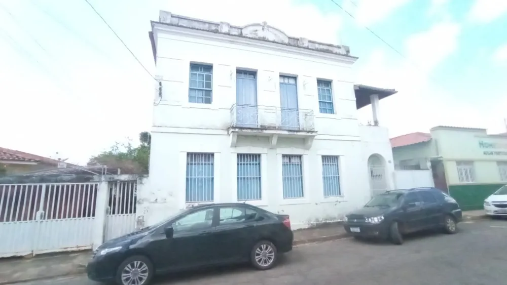 Casa, 6 quartos, 650 m² - Foto 1