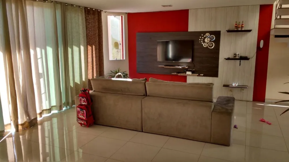 Casa, 3 quartos, 280 m² - Foto 3