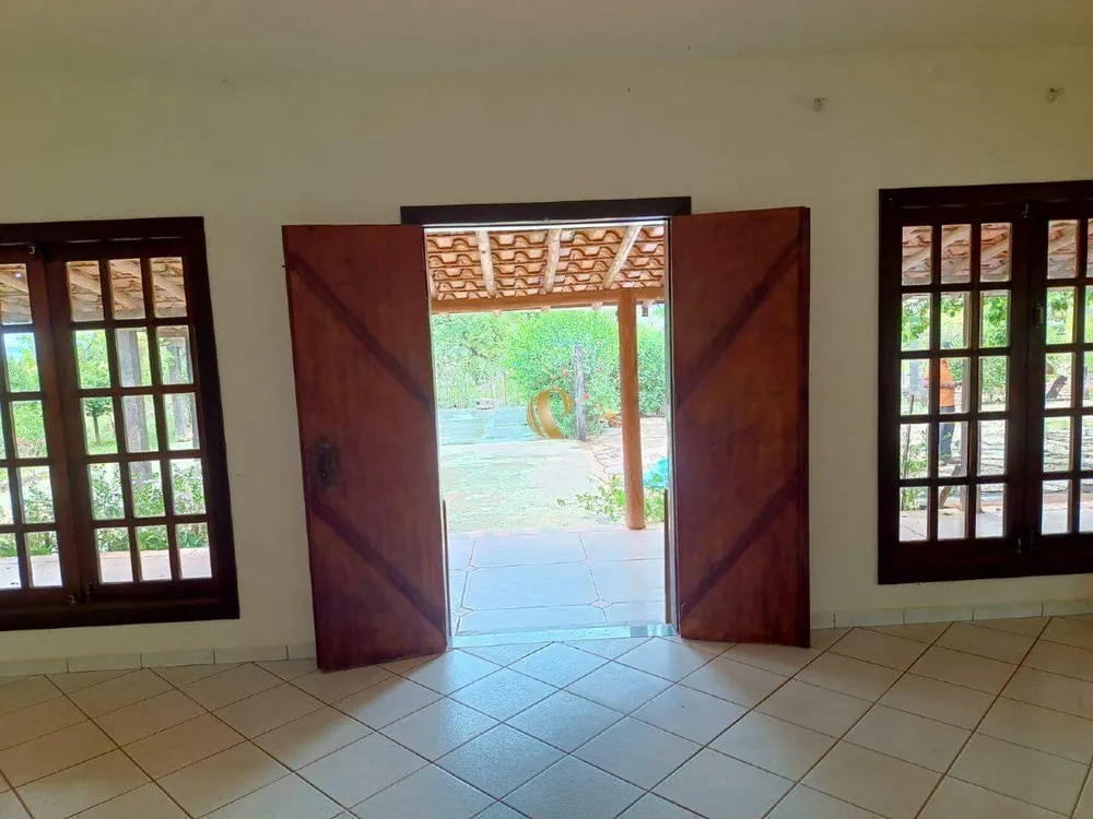 Chácara, 8 quartos, 10000 m² - Foto 5