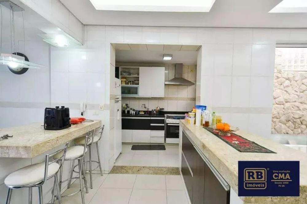 Casa, 6 quartos, 239 m² - Foto 4