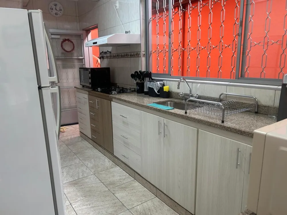 Casa, 4 quartos, 200 m² - Foto 7